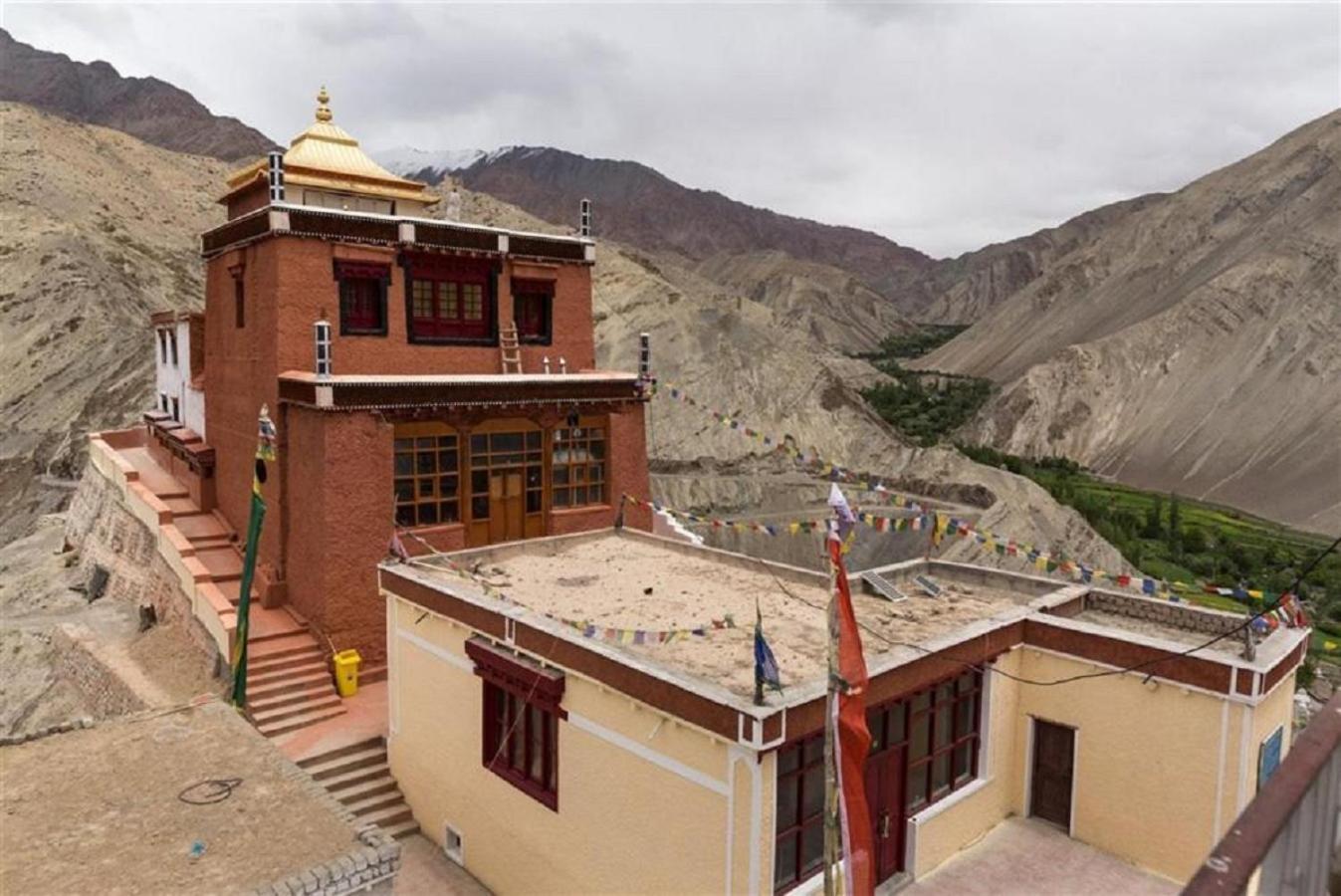 Hotel Gopa Residency Temisgam, Sham Vallery Léh Exteriér fotografie